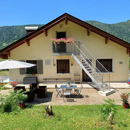 Apartment Jurachic Coyriere